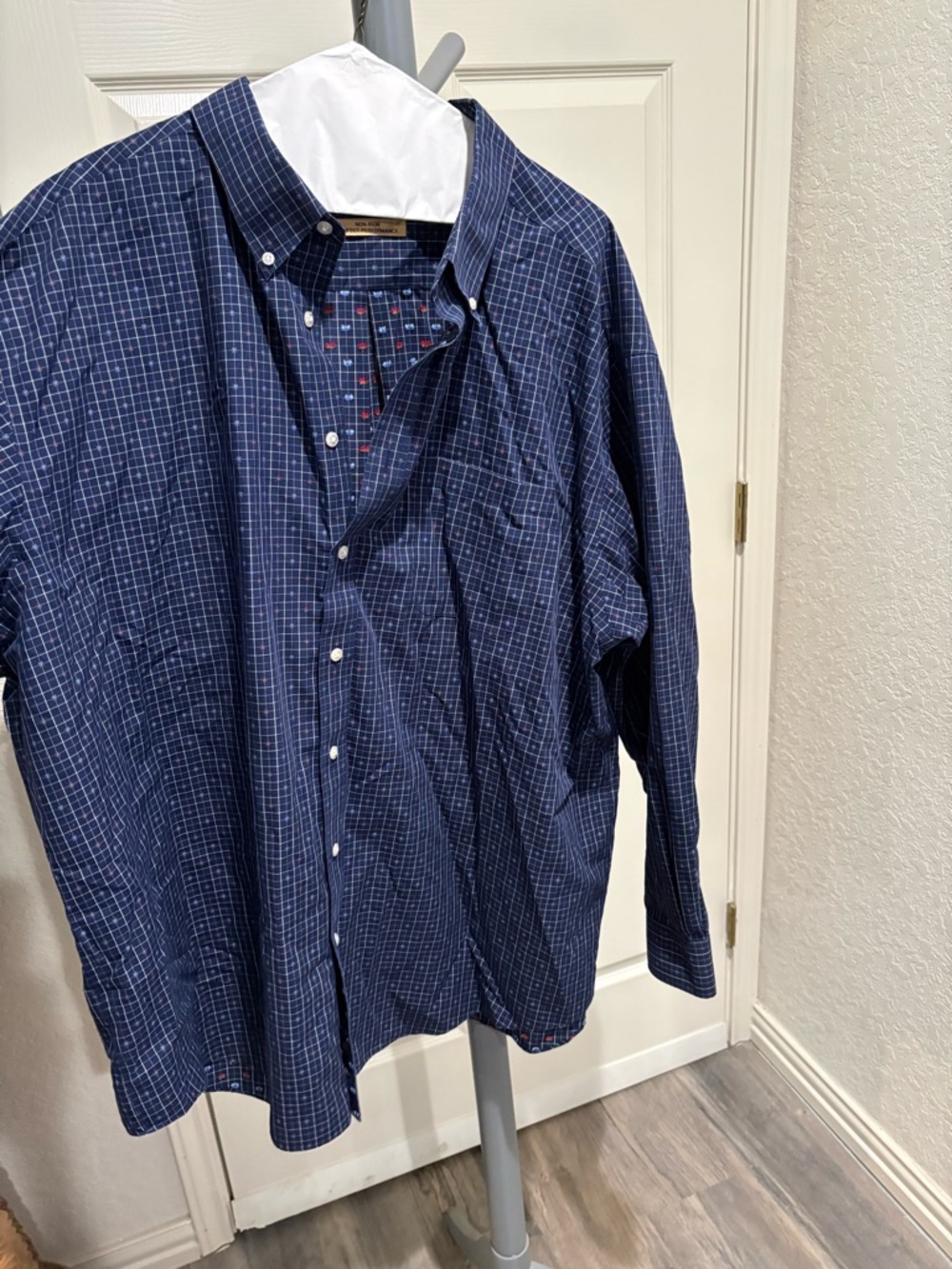 Roundtree & Yorke Navy Windowpane Button-Down Shirt